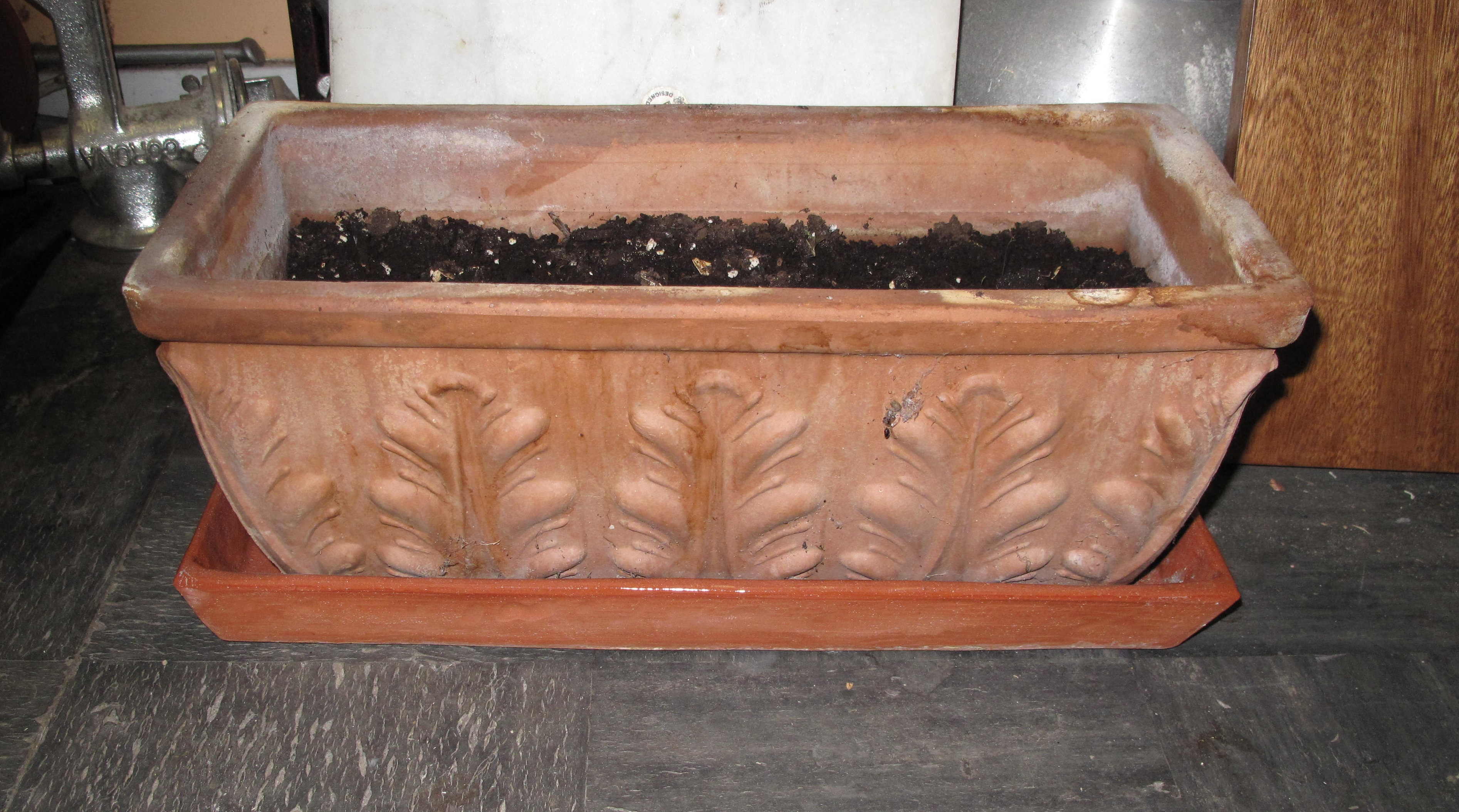 DIY: Ceramic Planter Tray - Our Twenty Minute Kitchen GardenOur Twenty
